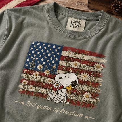 Comfort Colors 250 Years Of Freedom Daisies Patriotic Dog T-Shirt