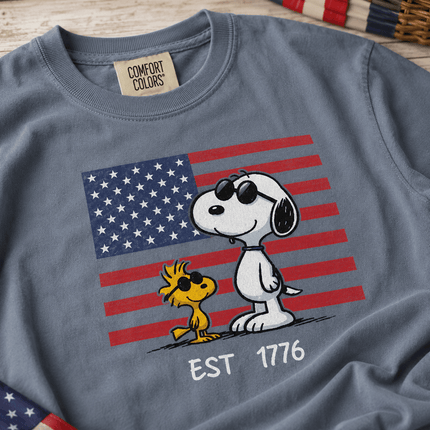 Comfort Colors EST 1776 250th Anniversary USA Sunglasses Dog Flag T-Shirt