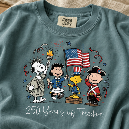 Comfort Colors 250 Years Of Freedom Patriotic Historical Costumes T-Shirt