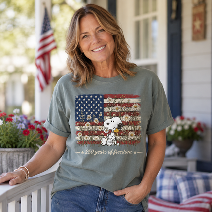Comfort Colors 250 Years Of Freedom Daisies Patriotic Dog T-Shirt