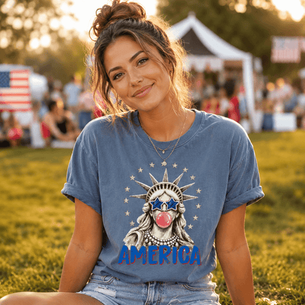 Comfort Colors America 250th Anniversary USA Bubblegum Statue T-Shirt