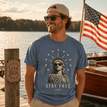 Comfort Colors Stay Free 2026 250th Anniversary USA Sunglasses Statue T-Shirt