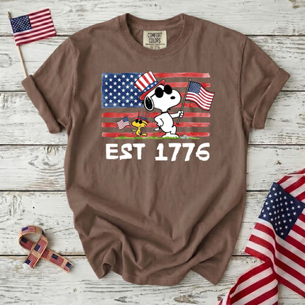 Comfort Colors Est 1776 Patriotic Flag Cool Waving Dogs T-Shirt