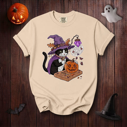 Comfort Colors Black Cat Halloween Witch Pumpkin Carving T-Shirt