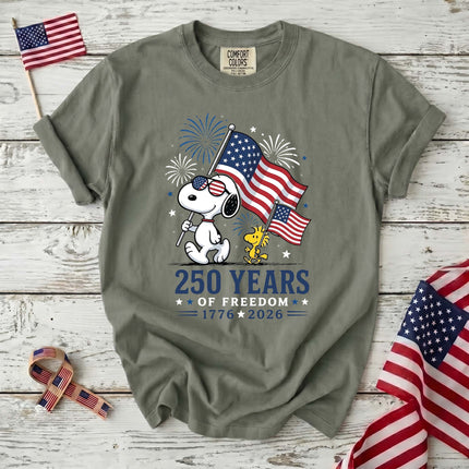 Comfort Colors 250 Years Of Freedom USA Marching Flag Dog T-Shirt