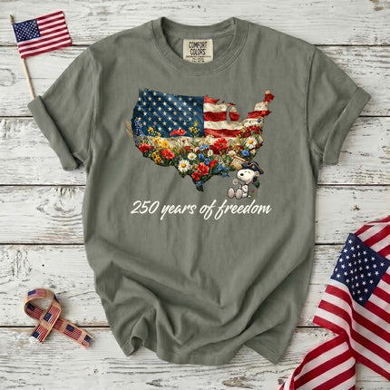 Comfort Colors 250 Years Of Freedom USA Map Floral Patriotic Dog T-Shirt