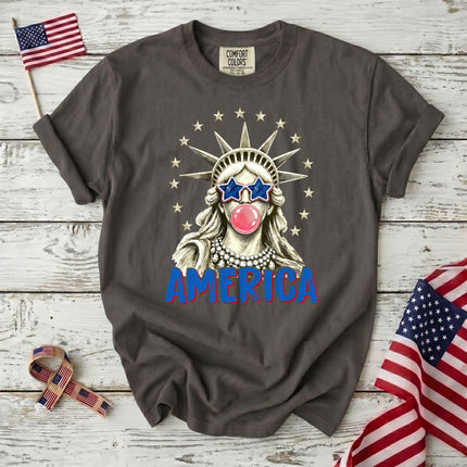Comfort Colors America 250th Anniversary USA Bubblegum Statue T-Shirt