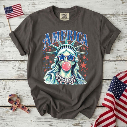 Comfort Colors Retro America 250th Anniversary USA Starry Bubblegum Statue T-Shirt