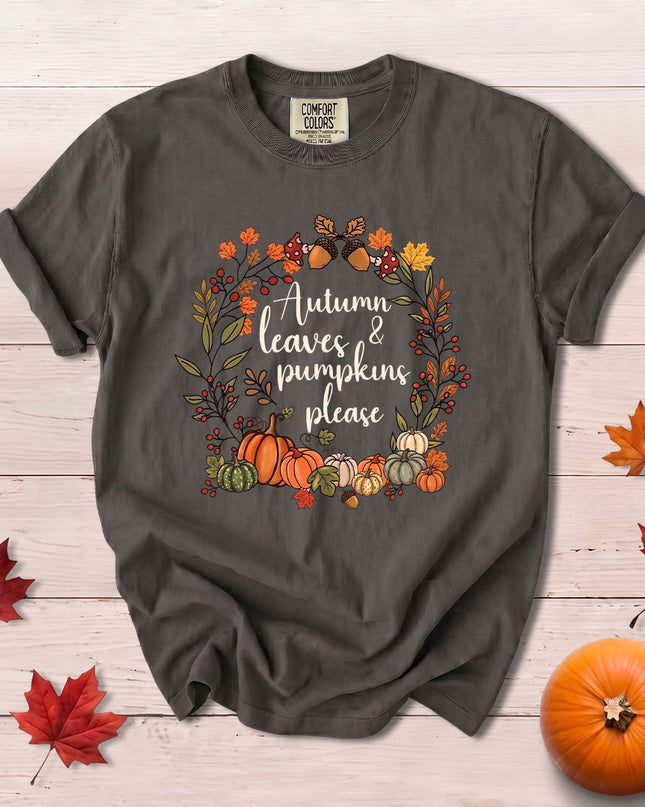 Comfort Colors Fall Autumn Leaves Pumpkins Wreath Thanksgiving T-Shirt