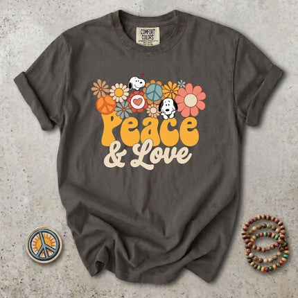 Comfort Colors Peace and Love Retro Hippie Flower Power T-Shirt