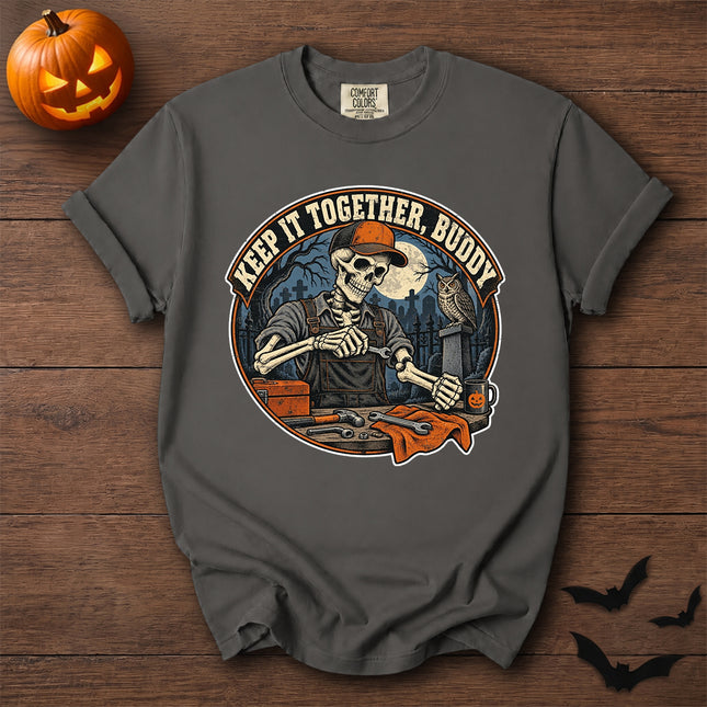 Comfort Colors Halloween Mechanic Skeleton Vintage Garage Graphic T-Shirt