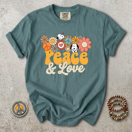Comfort Colors Peace and Love Retro Hippie Flower Power T-Shirt