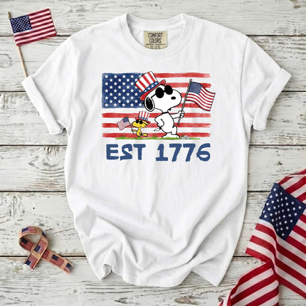 Comfort Colors Est 1776 Patriotic Flag Cool Waving Dogs T-Shirt